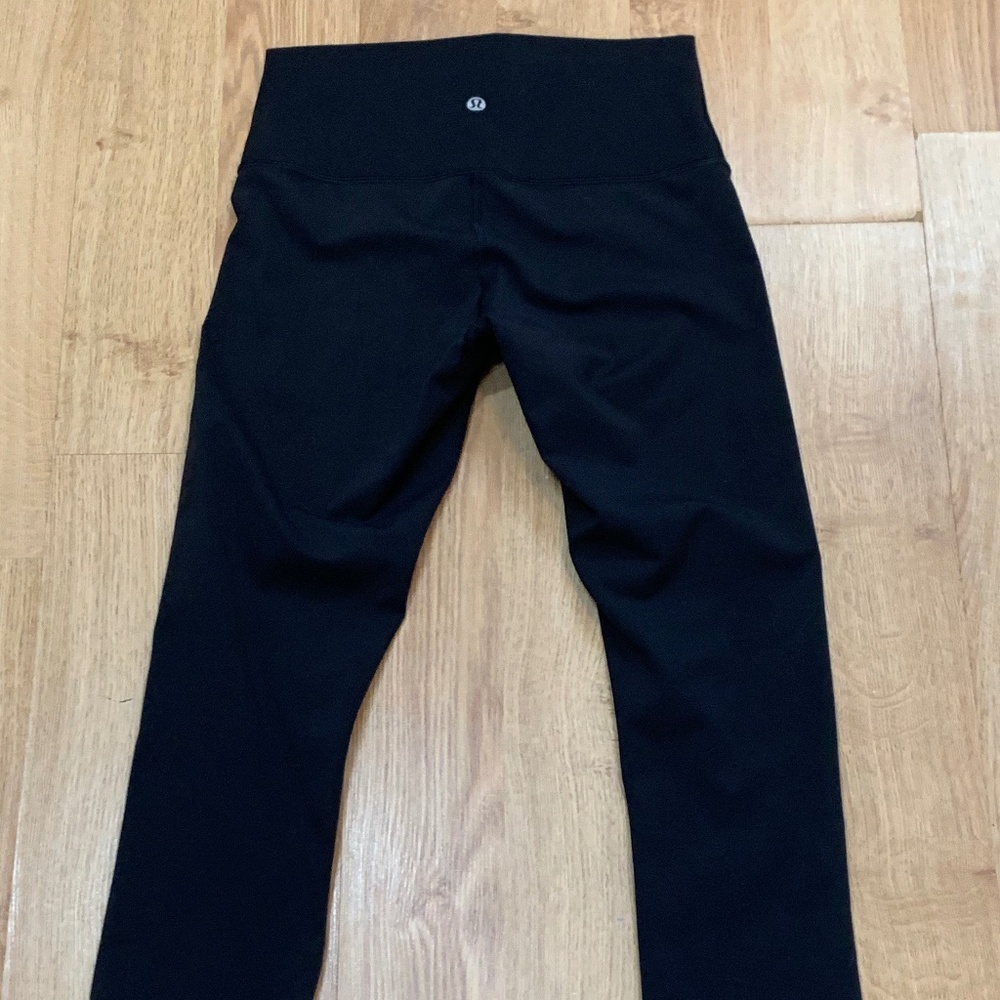 Lululemon crop Align leggings